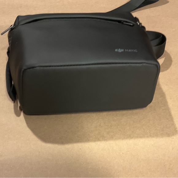 DJI Mavic Travel Case - Picture 2 of 16